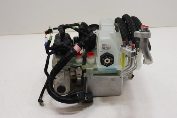 OEM Supermanifold Coolant Pump Reservoir for 2020, 2021, 2022, 2023, 2024 Tesla 3, Y