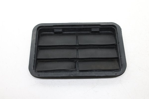 2013, 2014, 2015, 2016, 2017, 2018, 2019, 2020 Ford Fusion Quarter Panel Air Vent Grille - Rear (OEM)