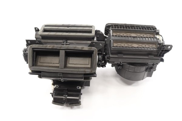 2020, 2021, 2022, 2023, 2024, 2025 Ford Escape HVAC Heater and Blower Motor Housing Assembly (OEM)