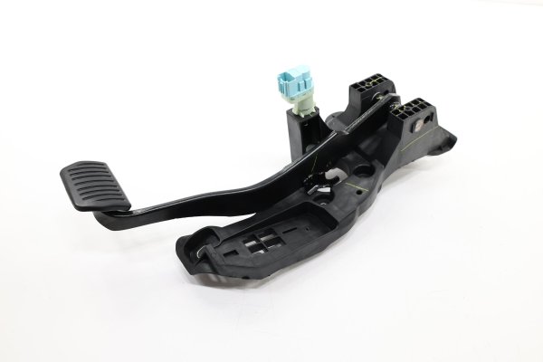 2015, 2016, 2017, 2018, 2019, 2020, 2021, 2022, 2023, 2024 Ford Edge Brake Pedal Assembly (OEM)