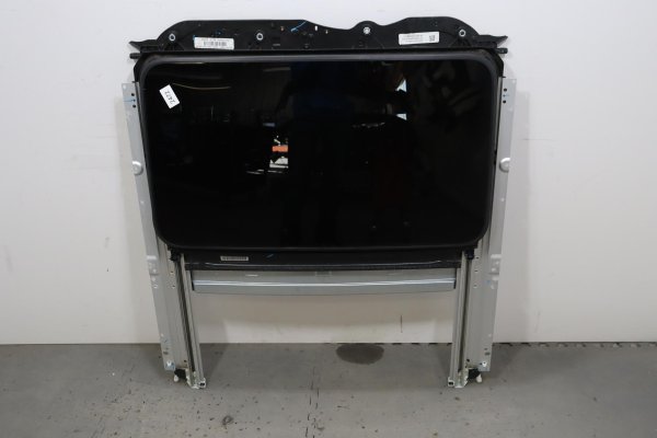 2016, 2017, 2018, 2019, 2020, 2021, 2022 Jeep Grand Cherokee Sunroof Frame and Glass Assembly (OEM)