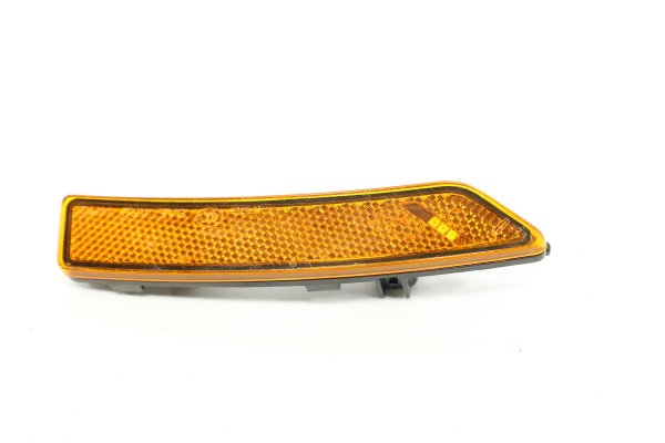 OEM Bumper Marker Light for 2015, 2016, 2017, 2018, 2019, 2020, 2021, 2022, 2023, 2024, 2025 Lincoln Corsair, MKC, MKZ, Nautilus, Navigator - Front, Left (Driver)