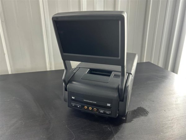 2006, 2007 Jeep Commander Center Console Display and Player (OEM)