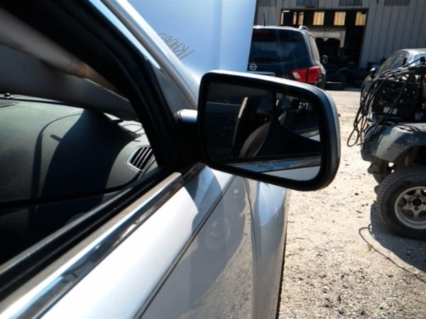 2011, 2012, 2013, 2014 Chevrolet Equinox Silver Side/Door Mirror - Right (Passenger) (OEM)
