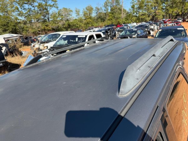 2011, 2012, 2013, 2014, 2015, 2016, 2017 Jeep Compass Roof Rack Rails (OEM)