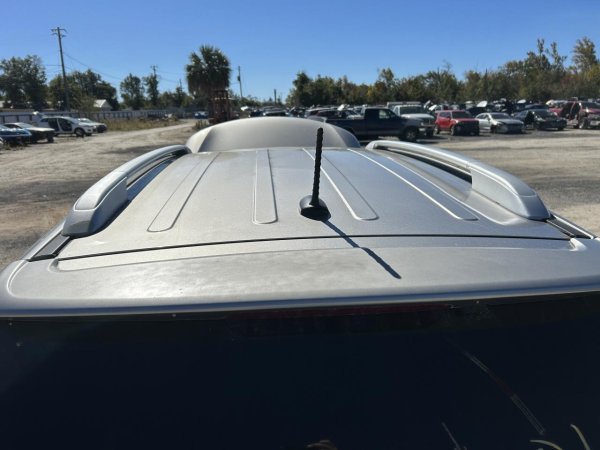 OEM Silver Roof Mounted Antenna for 2011, 2012, 2013, 2014, 2015, 2016, 2017, 2018 Hyundai & Kia • Santa Fe Sport, Sorento