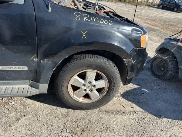 2002, 2003, 2004, 2005, 2006, 2007, 2008, 2009, 2010 Ford Explorer 235/70R16 Tire (OEM)