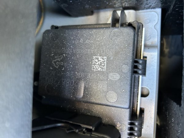 2011, 2012 Chevrolet Equinox Fuel Pump Control Module - Front (OEM)