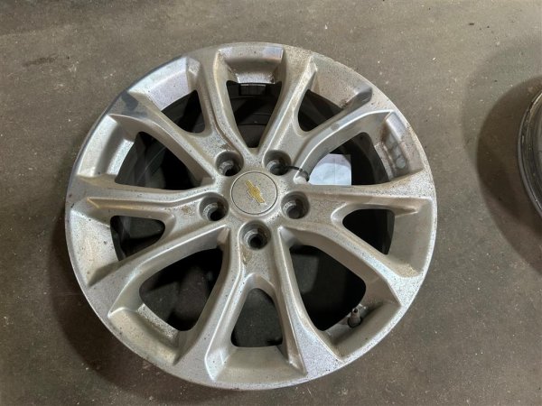 2018, 2019, 2020, 2021 Chevrolet Equinox 17x7 10-Spoke Silver Painted Alloy Wheel (OEM)