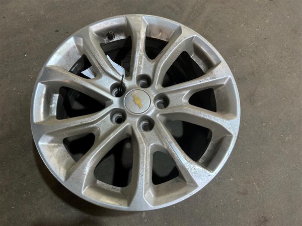 2018, 2019, 2020, 2021 Chevrolet Equinox 17x7 10-Spoke Silver Painted Alloy Wheel (OEM)