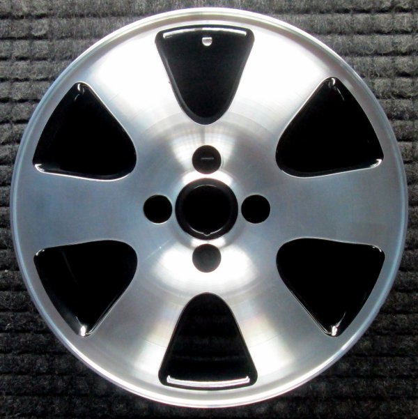 2000, 2001, 2002, 2003 Ford Focus Machined w/ Black Pockets Alloy Wheel (OEM)