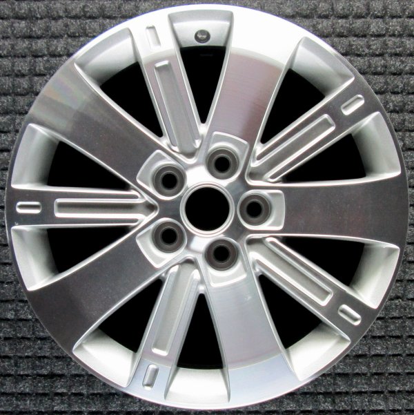 OEM Machined w/ Silver Spokes Alloy Wheel for 2010, 2011, 2012 Chevrolet Equinox