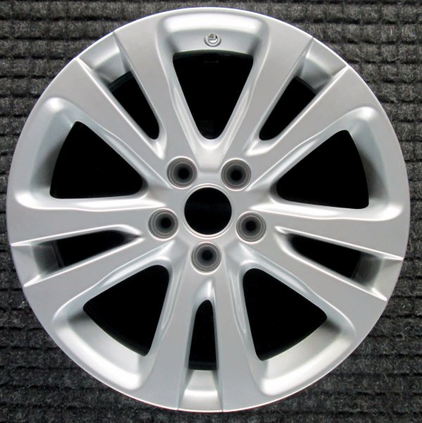OEM All Silver Alloy Wheel for 2015, 2016, 2017 Chrysler 200