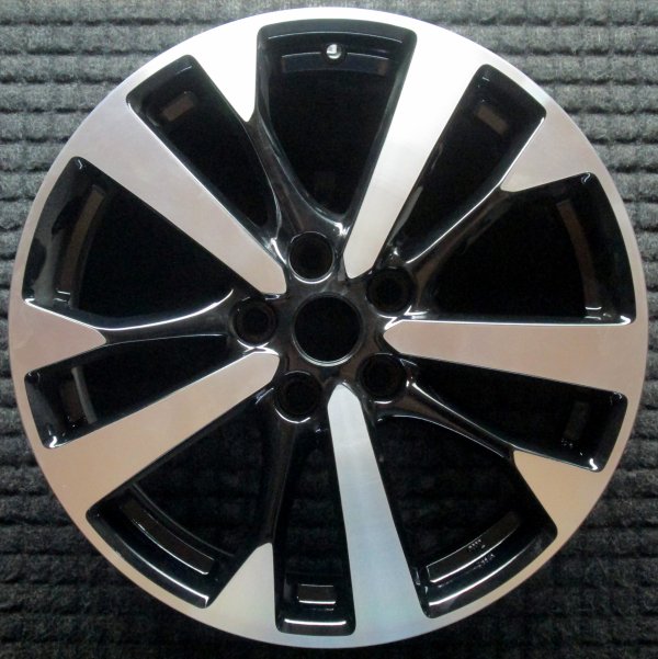 OEM Machined w/ Black Pockets Alloy Wheel for 2016, 2017 Nissan Altima