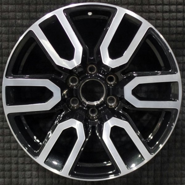 OEM Machined w/ Black Pockets Alloy Wheel for 2019, 2020, 2021, 2022, 2023, 2024, 2025 Chevrolet & GMC
