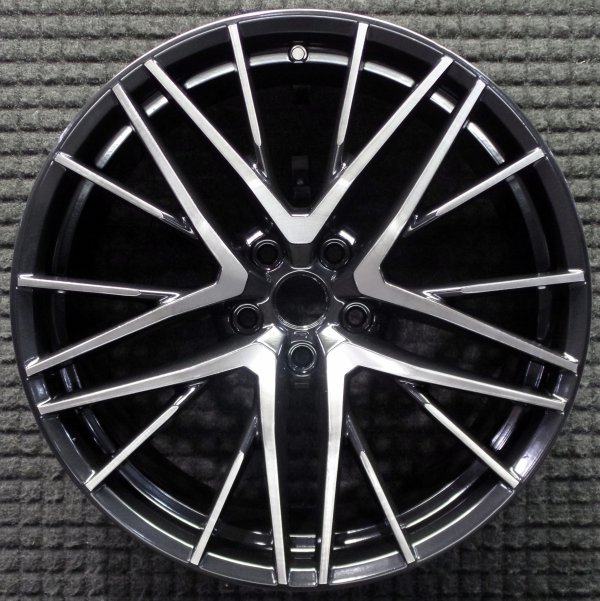 2020, 2021, 2022, 2023, 2024 Nissan GT-R Machined w/ Dark Charcoal Pockets Alloy Wheel (OEM)