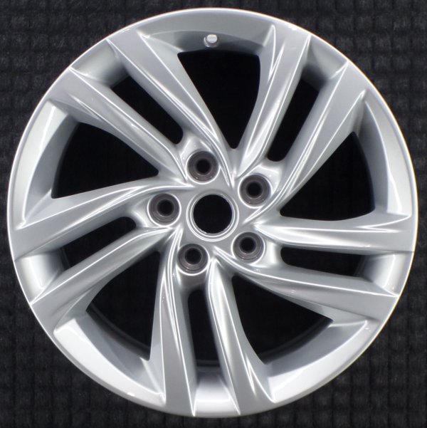 OEM All Silver Alloy Wheel for 2024, 2025 Buick Envista