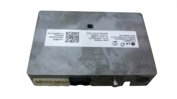2014, 2015 Chevrolet Traverse OnStar Communication Control Module (OEM)
