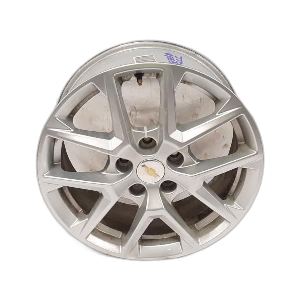 2022, 2023, 2024 Chevrolet Equinox Painted Silver Alloy Wheel (OEM)