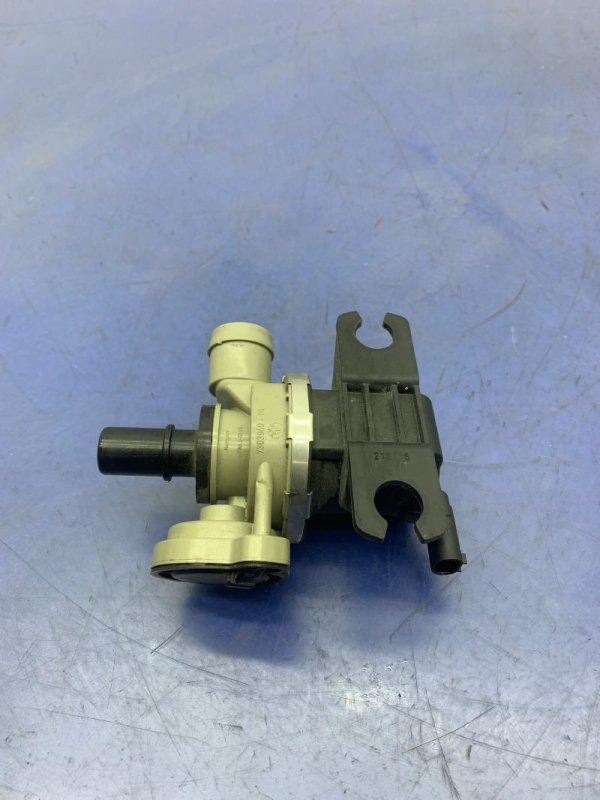 OEM Fuel Vapor Insulation Vent Valve for 2014, 2015, 2016, 2017, 2018, 2019, 2020, 2021, 2022, 2023, 2024 BMW i3