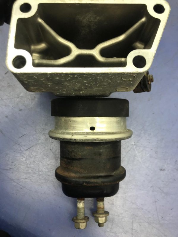 OEM Engine Mount with Frame Bracket for 2008, 2009, 2010, 2011, 2012, 2013, 2014, 2015, 2016, 2017 Lexus LS460, LS600h