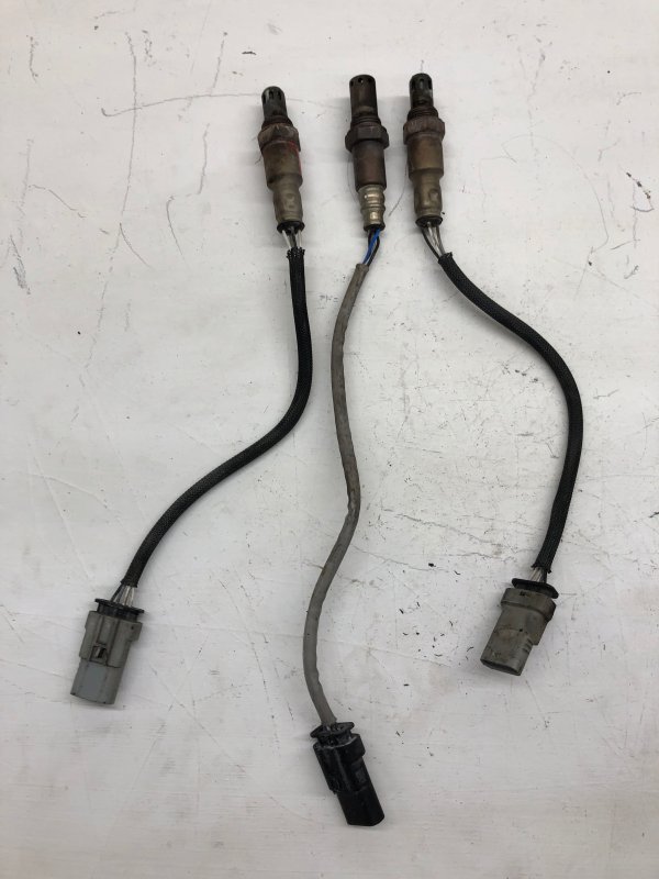 OEM Upstream and Downstream Oxygen Sensor Set for 2014, 2015, 2016, 2017, 2018, 2019, 2020 Cadillac, Chevrolet, & GMC
