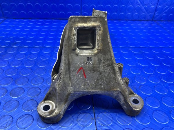 OEM Engine Mounting Bracket for 2018, 2019, 2020, 2021, 2022, 2023 BMW 530e