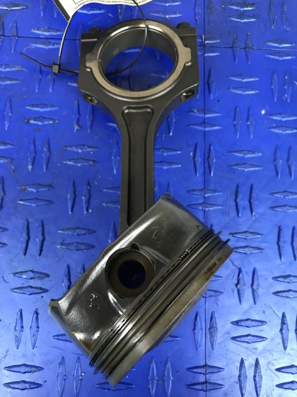 2017, 2018, 2019, 2020 Genesis G80 Engine Piston and Connecting Rod Assembly - Left (Driver) (OEM)