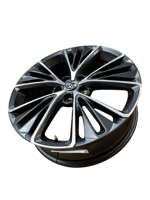 OEM Machined Charcoal Alloy Wheel for 2023, 2024, 2025 Toyota Prius