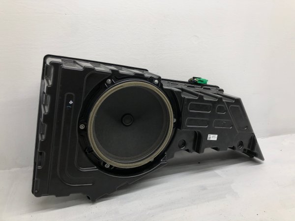 2018, 2019, 2020, 2021, 2022, 2023, 2024 Lincoln Navigator Subwoofer Speaker Box - Rear (OEM)