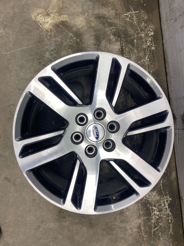 OEM Silver Alloy Wheel for 2022, 2023, 2024 Ford Expedition