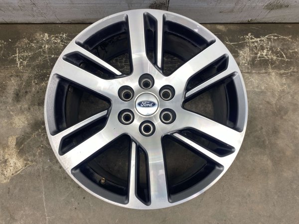 OEM Silver Alloy Wheel for 2022, 2023, 2024 Ford Expedition