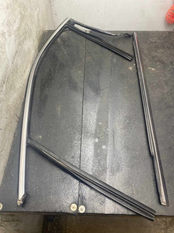 2020, 2021, 2022, 2023, 2024, 2025 Lincoln Aviator Silver Window Belt Trim Moulding Set - Front (OEM)