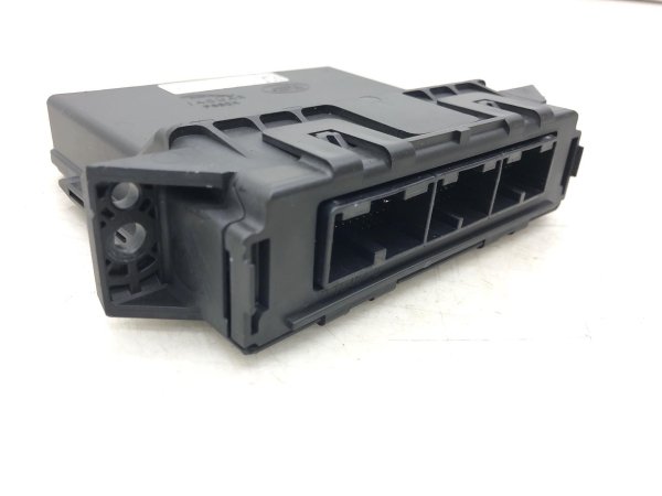 OEM Temperature Control Module without A/C for 2018, 2019, 2020 Jaguar F-Pace - Rear