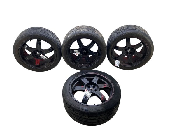 2012, 2013, 2014 Nissan GT-R Gloss Black Alloy Wheel - Rear Front (OEM)
