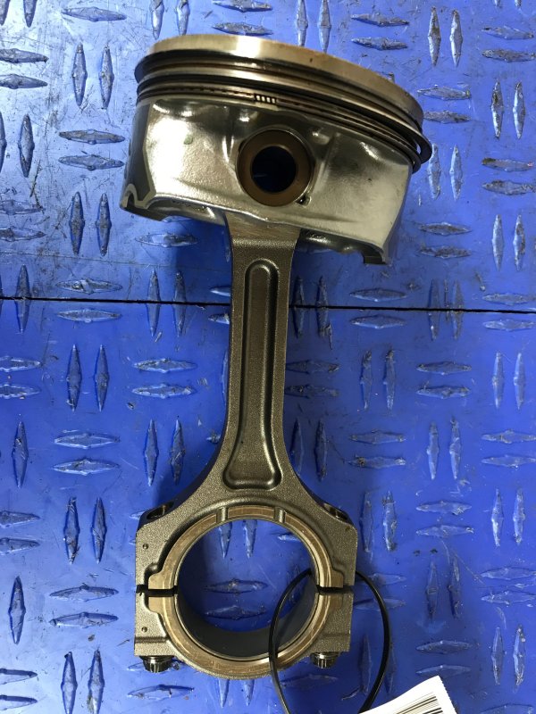 2017, 2018, 2019, 2020 Genesis G80 Engine Piston and Connecting Rod Assembly - Right (Passenger) (OEM)