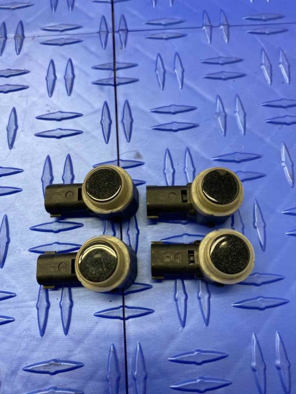 2009, 2010, 2011, 2012, 2013, 2014 Lincoln Navigator Black Park Assist Sensor Set - Front (OEM)