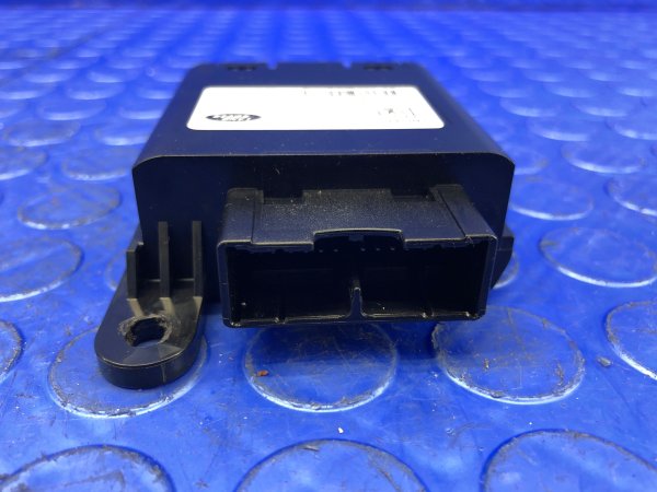 OEM Heated Seat Control Module for 2014, 2015, 2016, 2017, 2018, 2019, 2020, 2021, 2022, 2023 Jaguar & Land Rover - Front