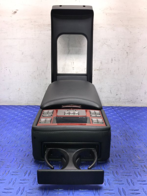 2007, 2008, 2009, 2010, 2011, 2012 Lexus LS460 Armrest HVAC and Seat Control Module - Rear (OEM)