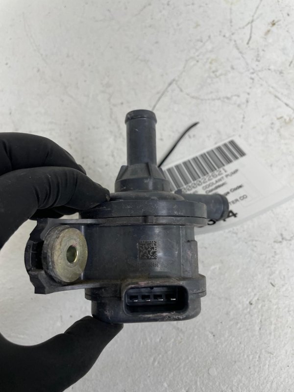 2018, 2019, 2020, 2021 Lexus LS500 Electric Intercooler Auxiliary Water Pump (OEM)