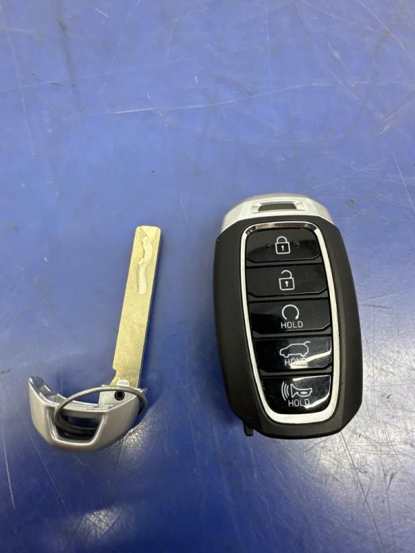 OEM 5-Button Smart Key Remote Fob for 2020, 2021, 2022 Hyundai Palisade