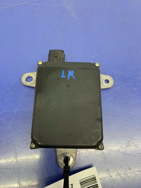 2017, 2018, 2019 Lexus RC F Blind Spot Radar Sensor Control Module - Rear (OEM)