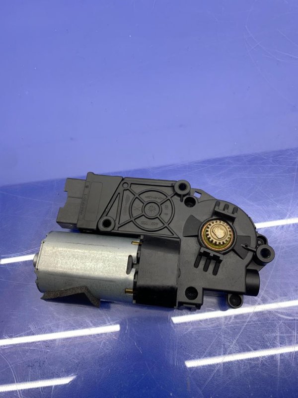 OEM Front Center Console Gear Shift and Cup Holder Trim Panel for 2025, 2026 Ford