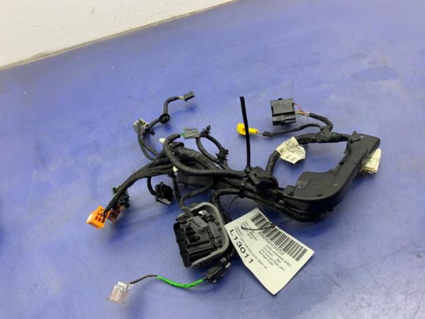 2018, 2019, 2020, 2021 Lincoln Navigator Seat Wiring Harness - Front (OEM)
