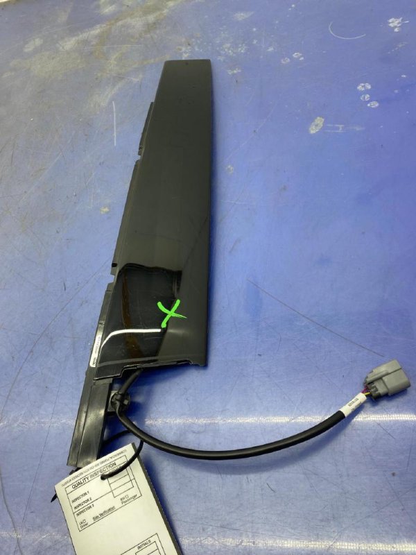 2020, 2021, 2022, 2023, 2024, 2025 Lincoln Aviator Door B-Pillar Molding - Front, Left (Driver) (OEM)