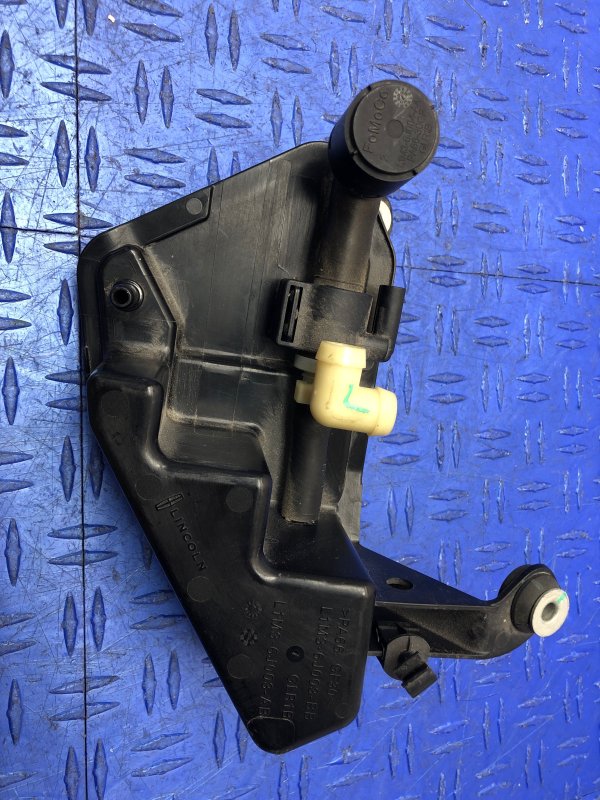 2020, 2021, 2022, 2023, 2024, 2025 Ford Explorer Vacuum Pump and Reservoir Assembly (OEM)