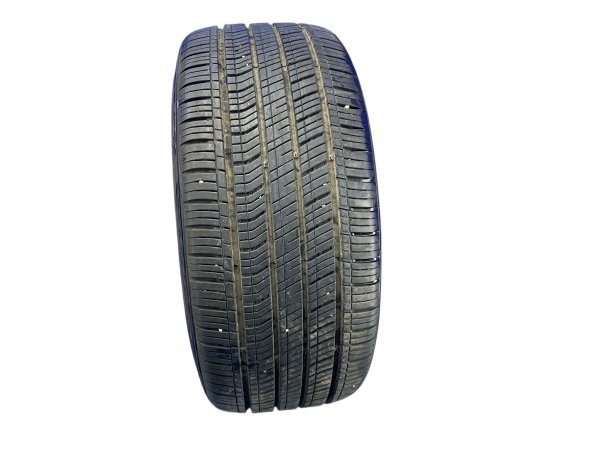 OEM 235/40R18 Kumho Majesty 9 Solus TA91 Tire for 1993, 1994, 1995, 1996, 1997, 1998, 1999, 2000, 2001, 2002, 2003, 2004, 2005, 2006, 2007, 2008, 2009, 2010, 2011, 2012, 2013, 2014, 2015, 2016, 2017, 2018, 2019, 2020, 2021, 2022, 2023, 2024, 2025 Acura, Audi, Ford, Honda, Hyundai, Kia, Mercedes-Benz, Subaru, Tesla, Volkswagen, & Volvo