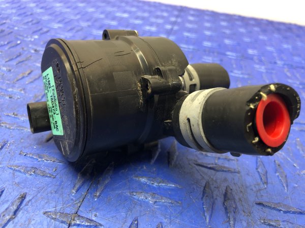 2020, 2021, 2022, 2023, 2024, 2025 Ford Explorer Electric HVAC Auxiliary Engine Water Pump (OEM)