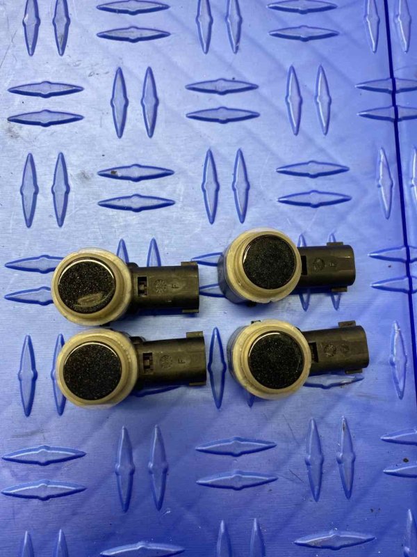 2009, 2010, 2011, 2012, 2013, 2014 Lincoln Navigator Black Park Assist Sensor Set - Front (OEM)