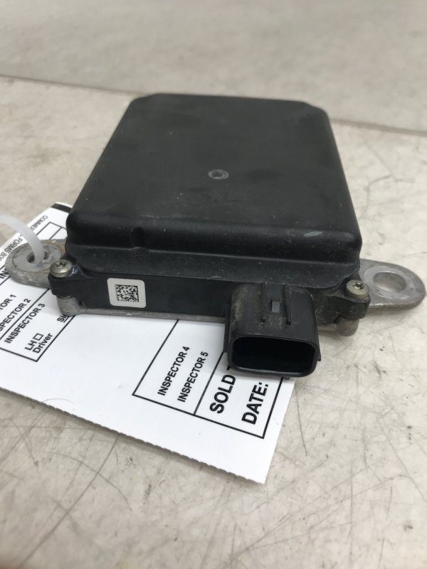 2016 Lexus GS350 Blind Spot Monitor Control Module - Rear (OEM)